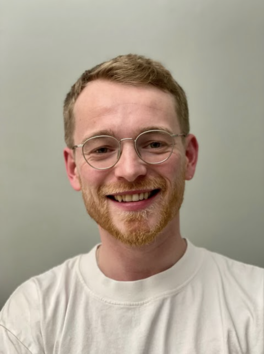 Teddy Sasada headshot